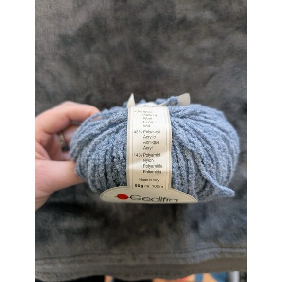 Gedifra Boheme 50g 100m Fuzzy Blue Wool/Acrylic/Nylon Blend Donut Ball - Picture 2 of 5